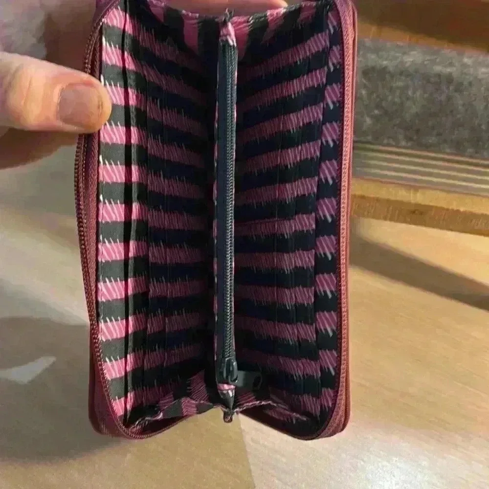 Vera Bradley Burgundy Nylon 3 Pocket Wallet